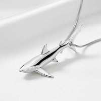Joe Romeiro´s Blue Shark Necklace – Sterling Silver