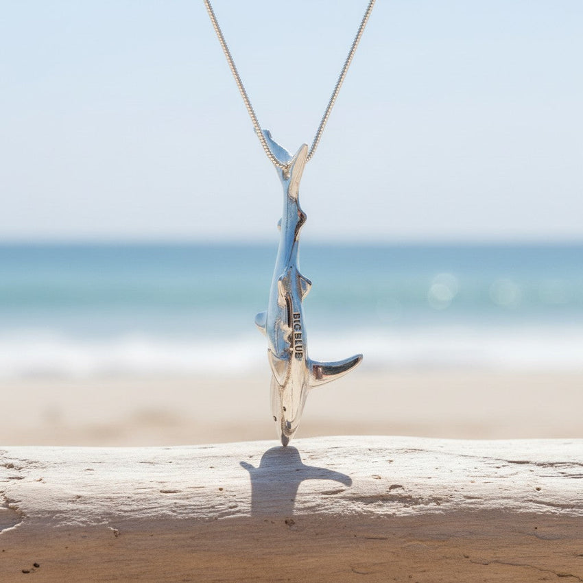 Joe Romeiro´s Blue Shark Necklace – Sterling Silver