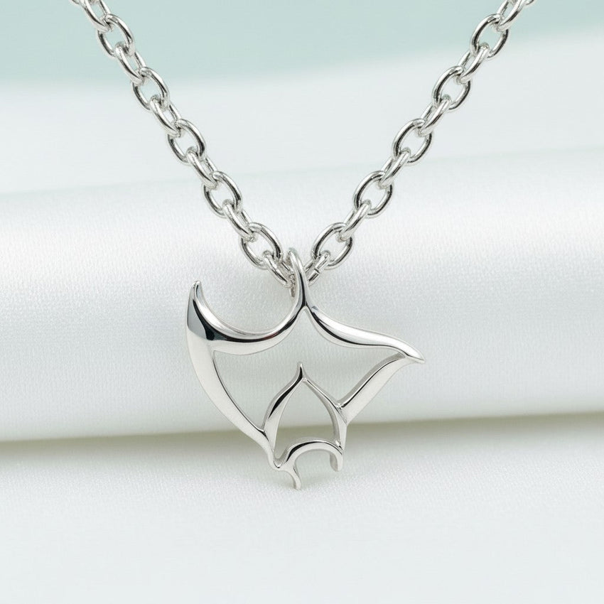 Mini "Big Ray" Manta Ray Necklace – Mini Sterling Collection – Sterling Silver