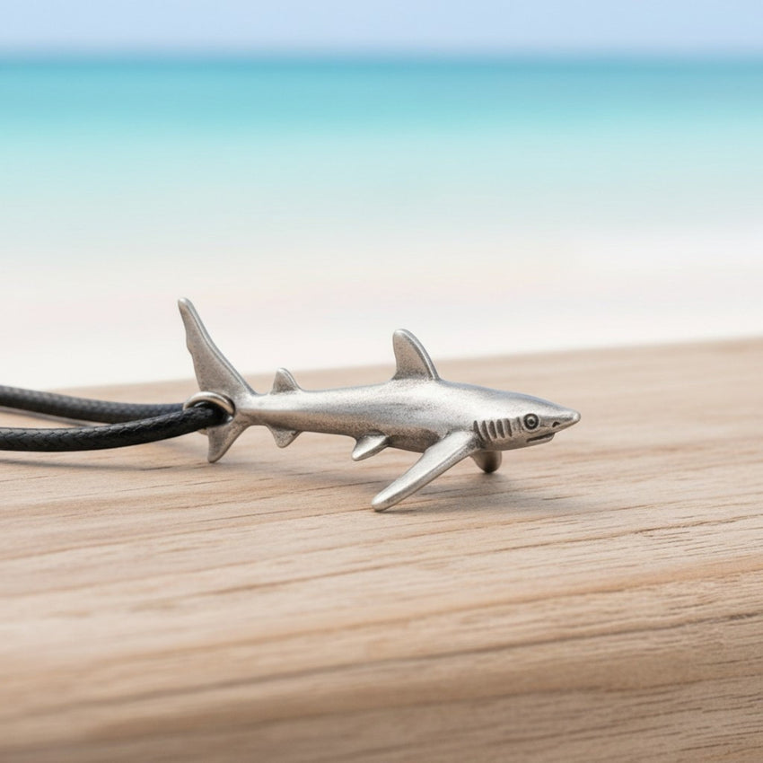 Joe Romeiro´s Blue Shark Necklace – Pewter on Cord