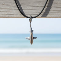 Joe Romeiro´s Blue Shark Necklace – Pewter on Cord