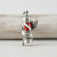Moray Eel & Scuba Tank Pin – Diver´s Collection - Lead-Free Pewter
