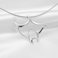Manta Ray Necklace – Seaplicity Collection – Sterling Silver