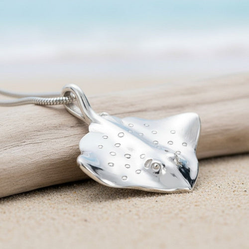 Stingray Pendant Necklace – Sealife Collection – Sterling Silver