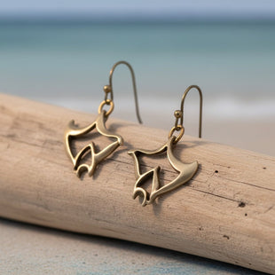 Manta Ray Drop Earrings – "Big Ray" Design – Bronze