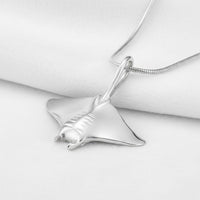 Realistic Manta Ray Necklace – Sea Life Collection – Sterling Silver